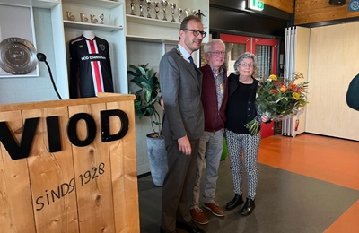 Een lintje voor onze oud-voorzitter Jo Weijers – van harte gefeliciteerd!